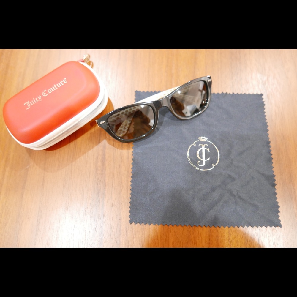 Juicy Couture foldable sunglasses